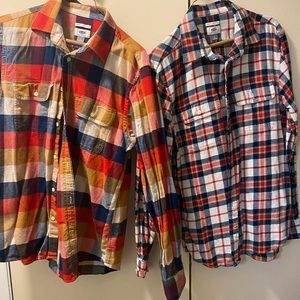 2Bundled Womens Flannel shirts.